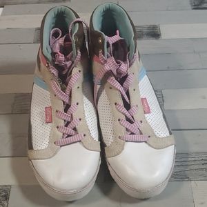 Fab cookie pastry shoes 7.5